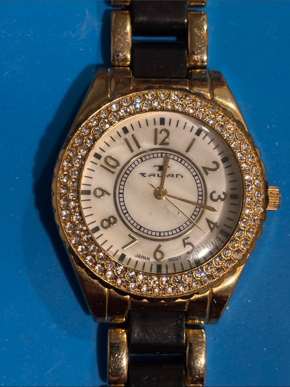 Aqua Gold Tone Crystal-Trim Women's Bracelet Watch with White Dial